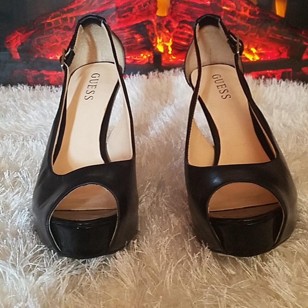 Guess Black heels